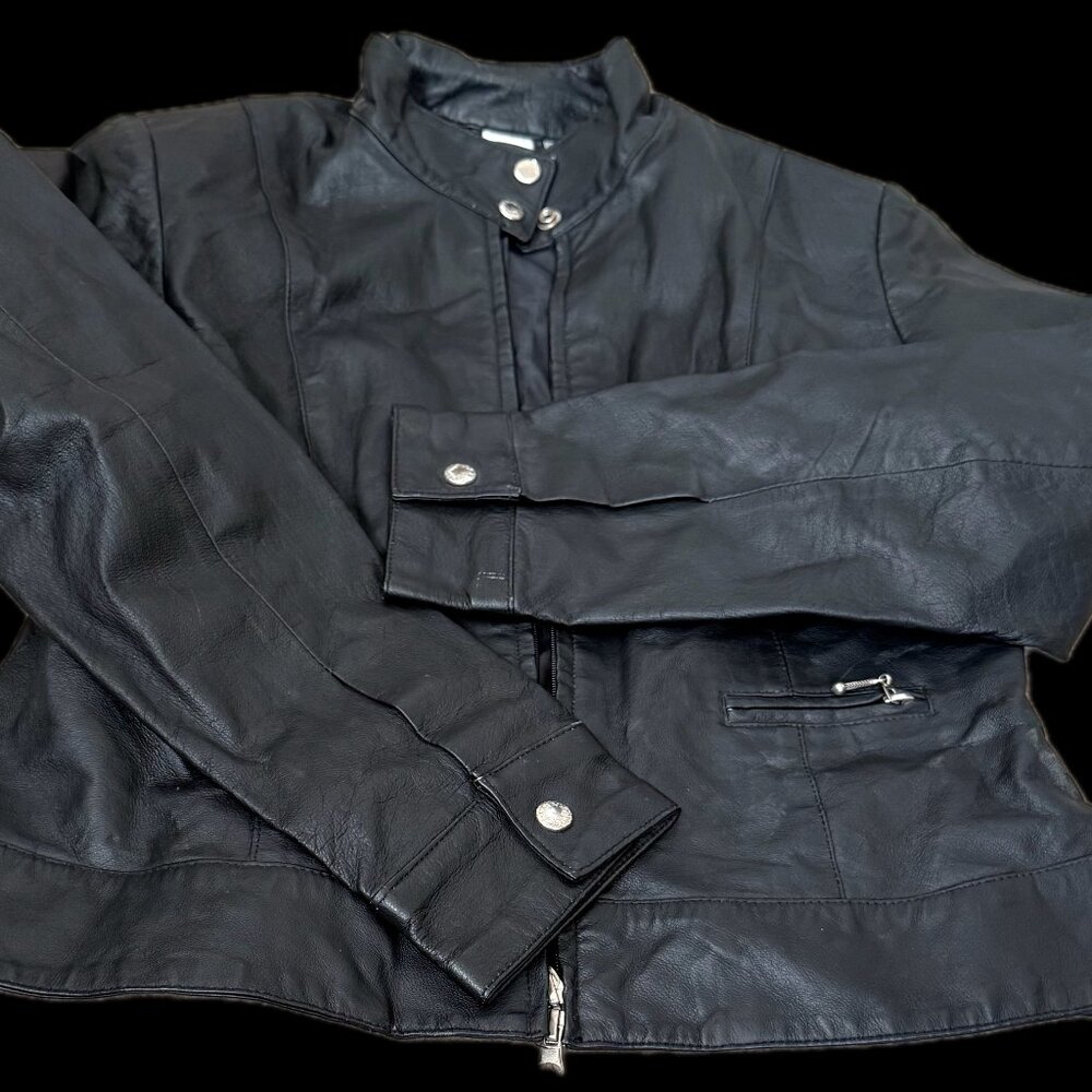 Newport News 100% Leather Jacket - Women's Size 12 - Classic Black
